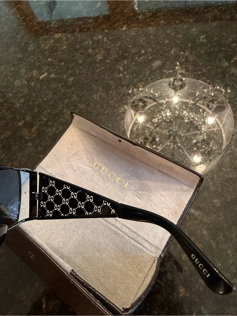 Gucci Black Men’s Sunglasses with Branded Case